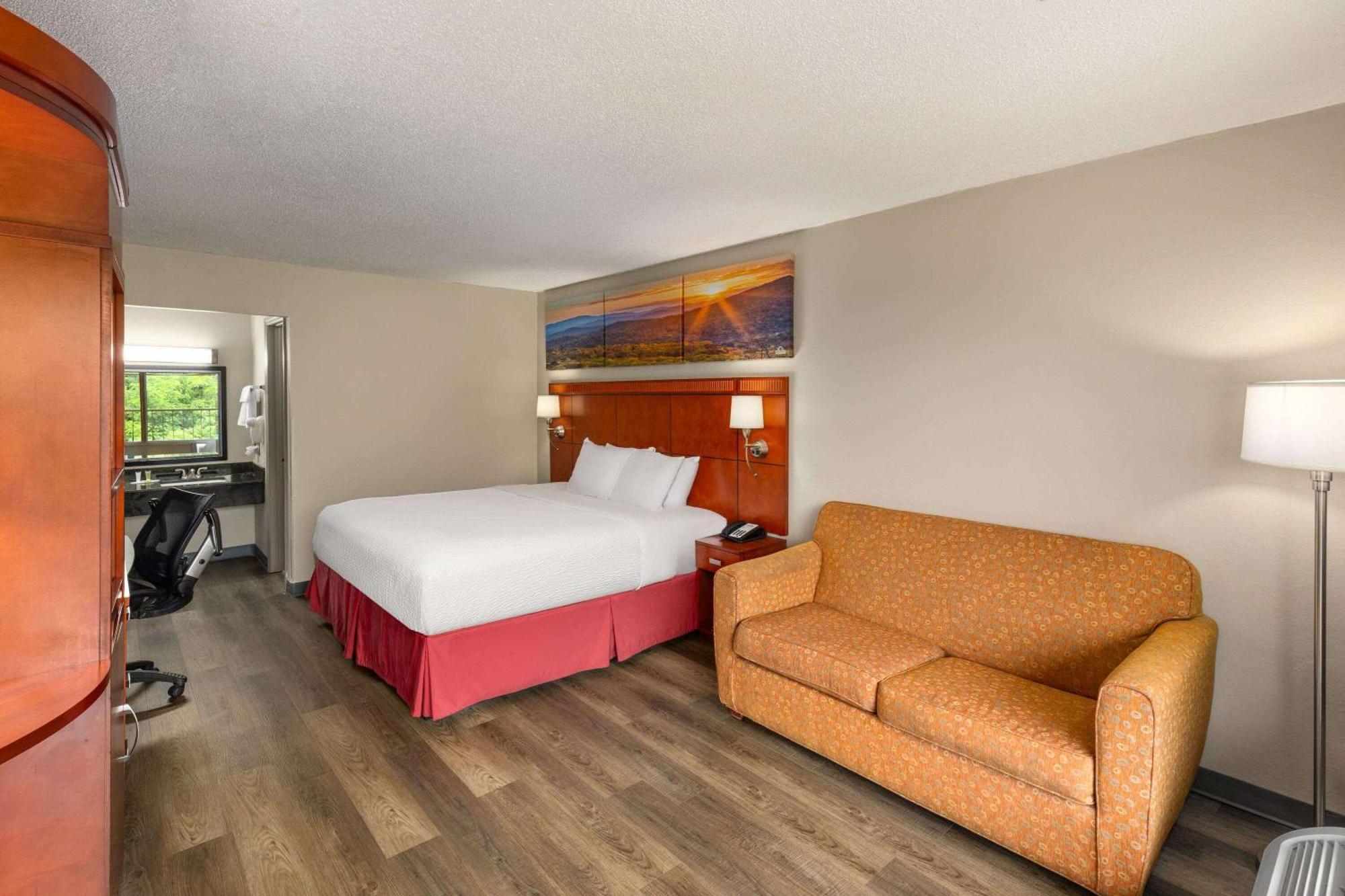 Days Inn By Wyndham Knoxville East Bagian luar foto